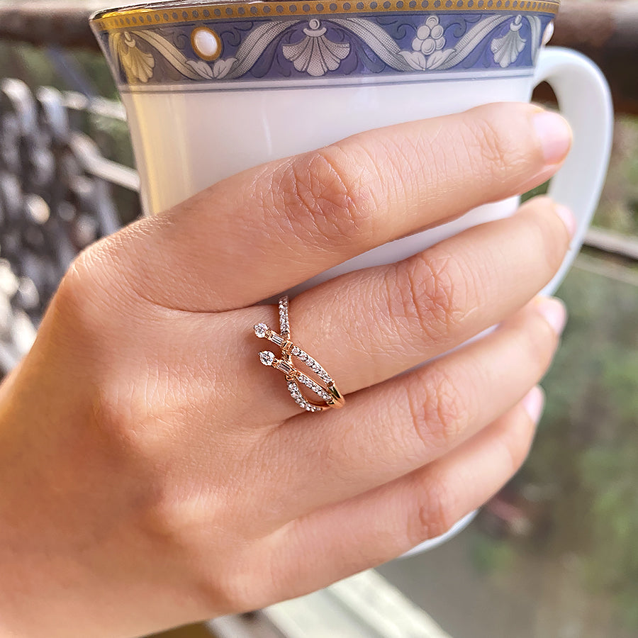 Multi Diamond Crossover Ring